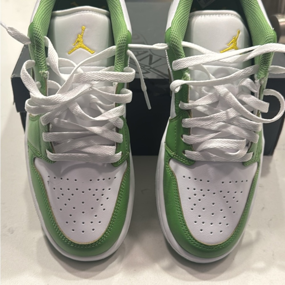 Jordan Air 1 Low SE White and Green with Yellow Accent